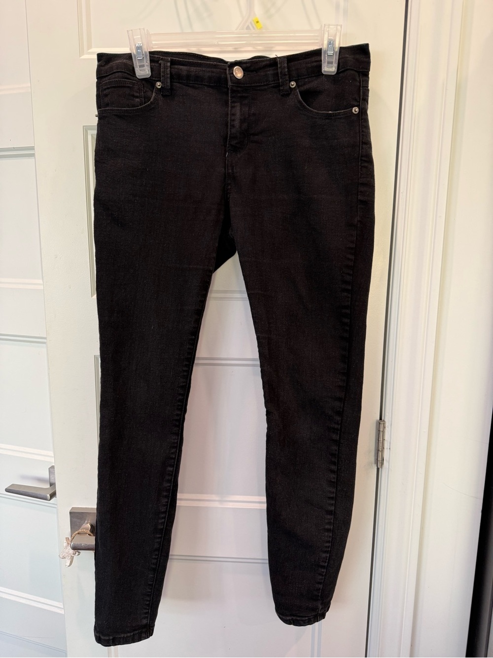 💕2/$50💕 Forever 21 Y2K Low Rise Black Skinny Jeans Size 28
